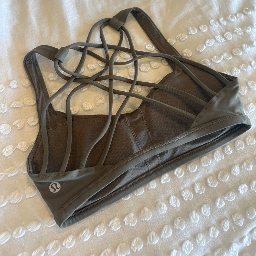 Lululemon Free to be Wild Bra (2)